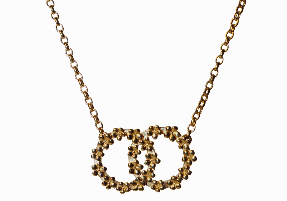 The Forget-Me-Not 'Wreath' Love Link Necklace in solid 9-carat Gold